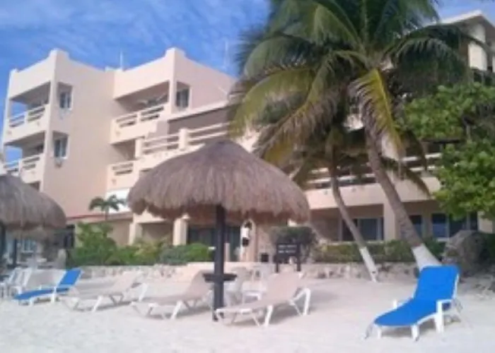La Mirage #4, Half Moon Bay, * Akumal